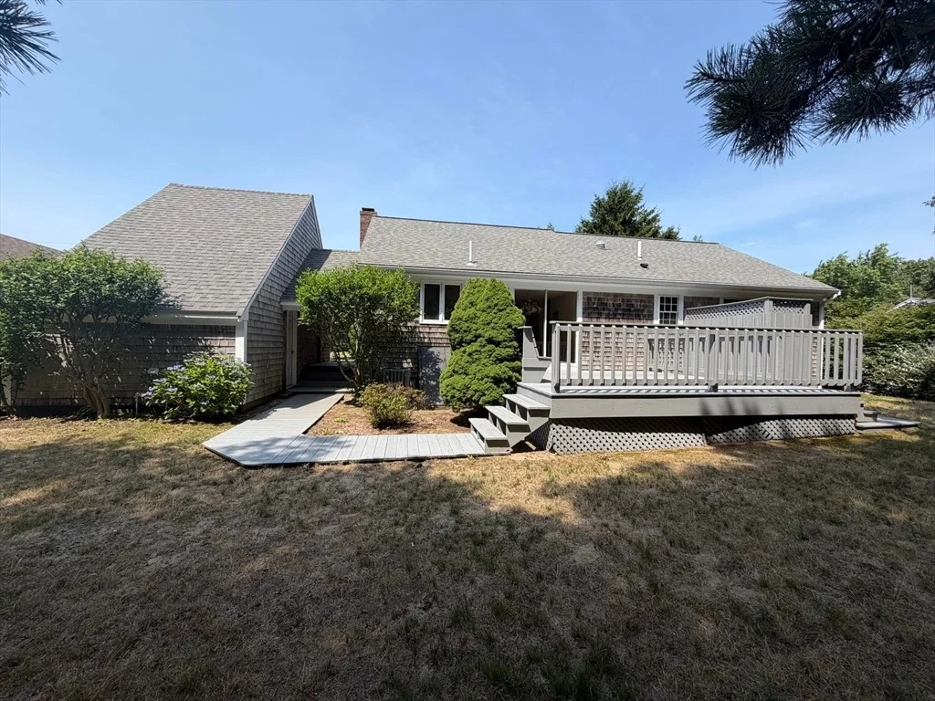 Photo of 96 Pawkannawkut Dr