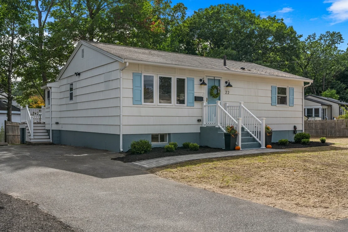 Photo of 22 Brookside Rd