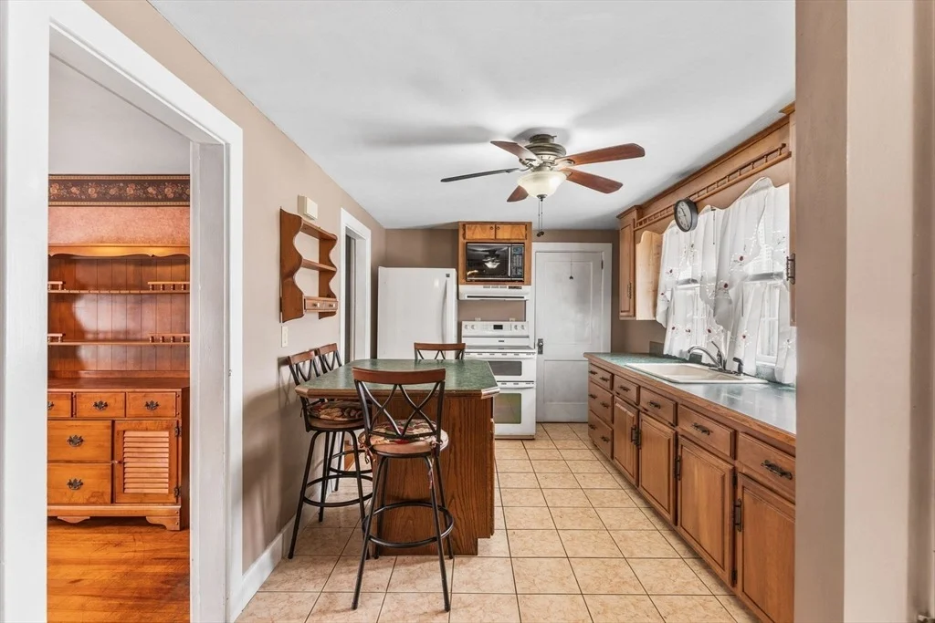 Photo of 987 Wilson Rd
