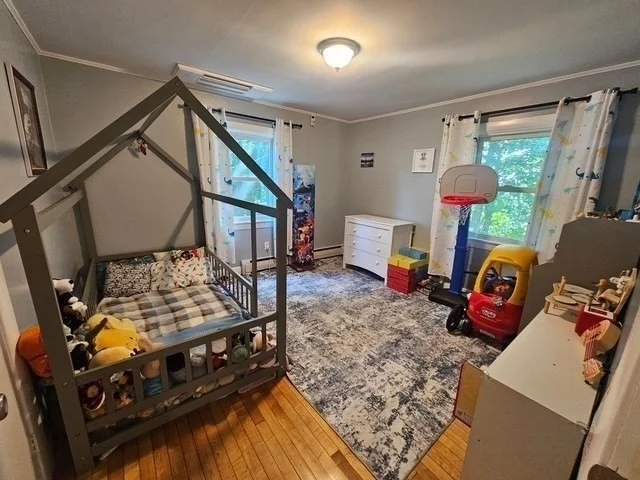Photo of 82 Walnut St