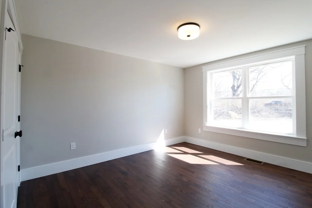 Photo of 252 Pine St