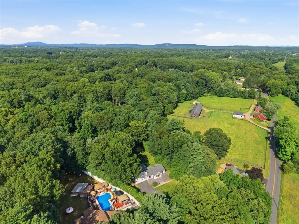 Photo of 291 Pochassic Road