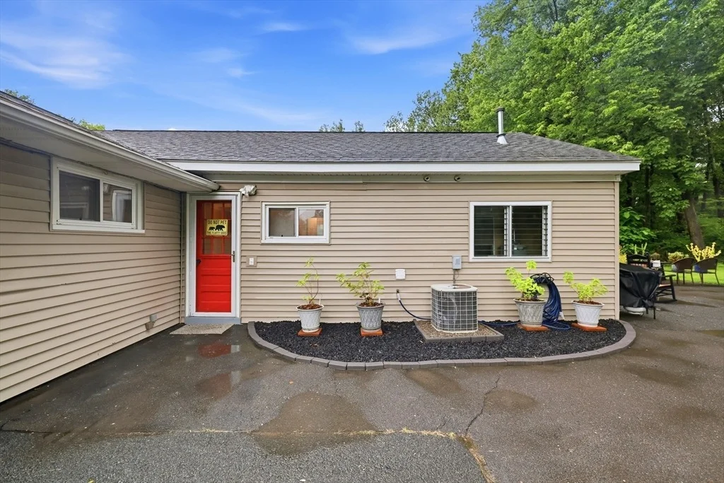 Photo of 75 Greystone Ave