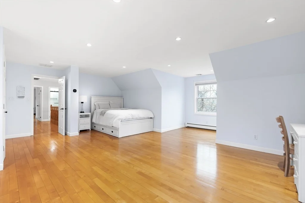 Photo of 19 Hammersmith Dr