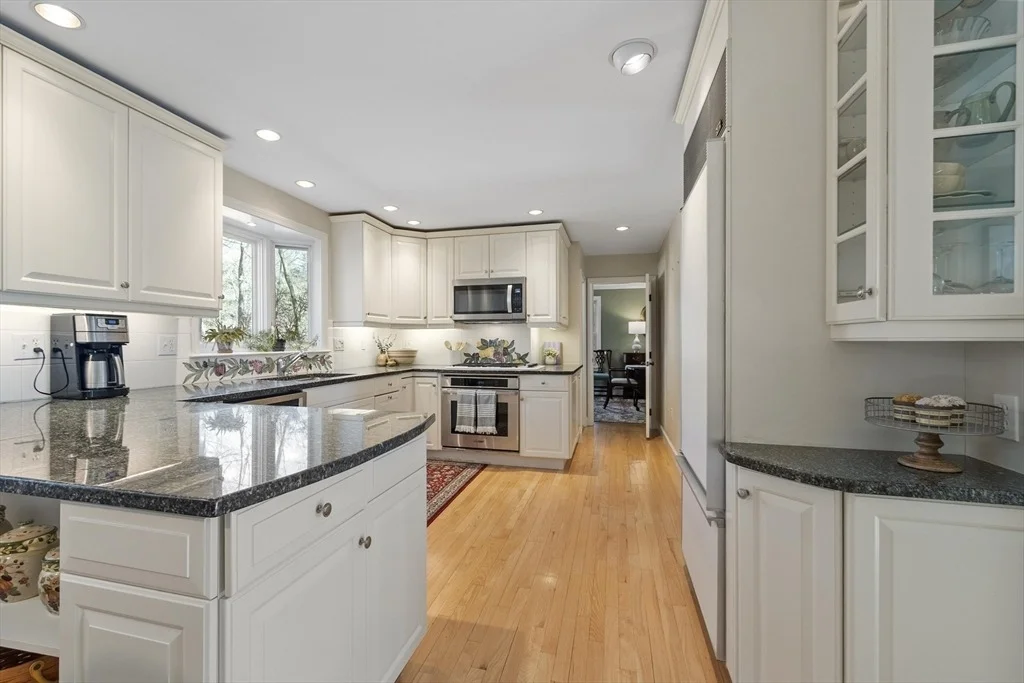 Photo of 1 Carlton Dr