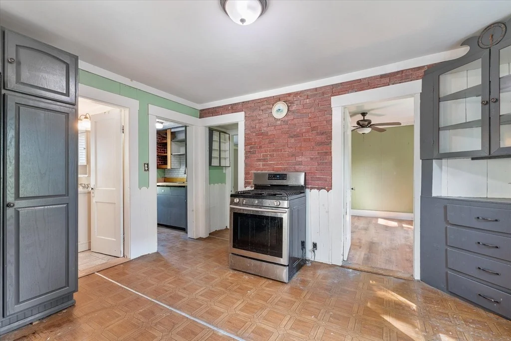 Photo of 21 Munroe St