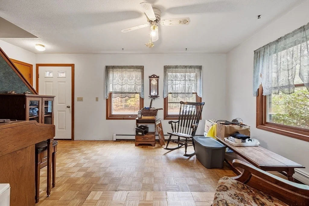 Photo of 321 Doe Valley Rd