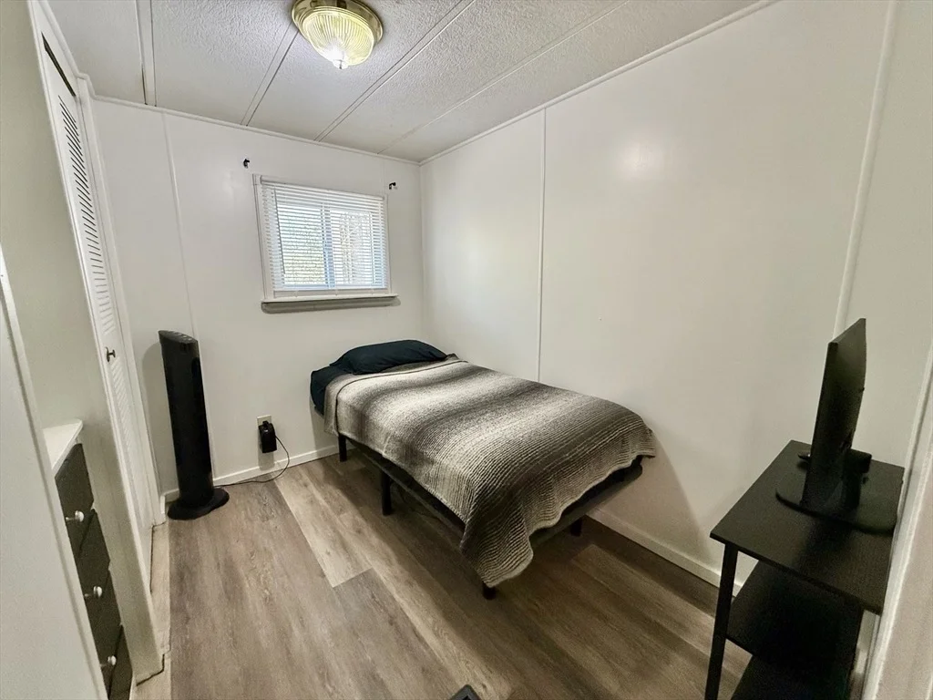 Photo of 37 Grouse Dr