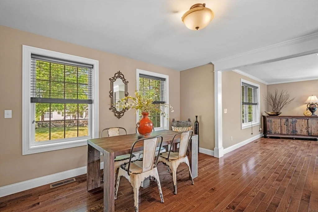 Photo of 103 Wenham Rd