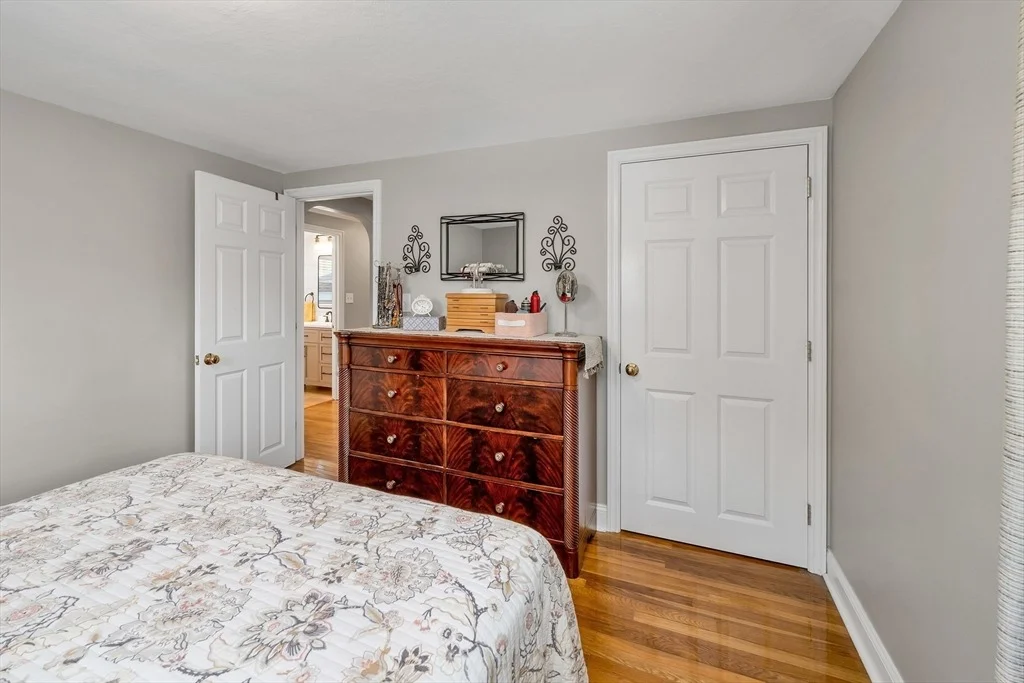 Photo of 185 Lawrence Road