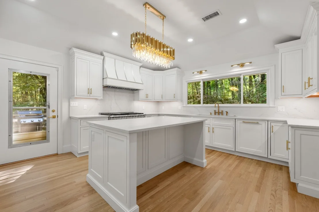 Photo of 80 Doublet Hill Rd