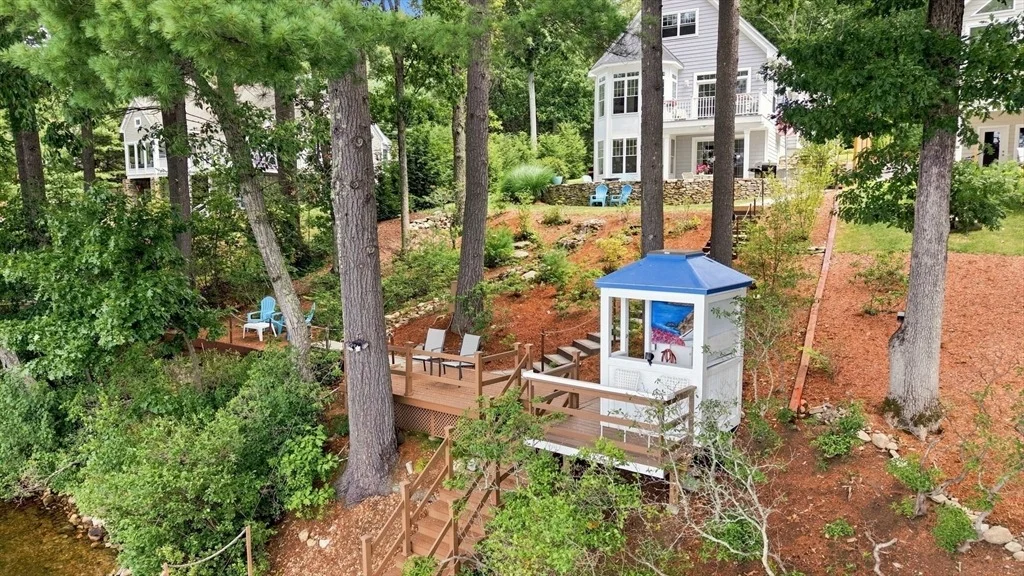 Photo of 24 Laurelwood Dr