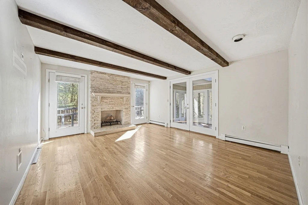 Photo of 443 Cushing St