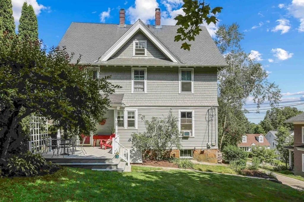 Photo of 6 Moore Ave