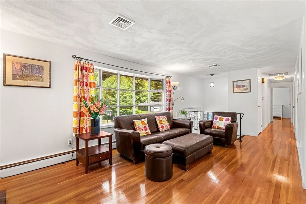 Photo of 15 James Rd