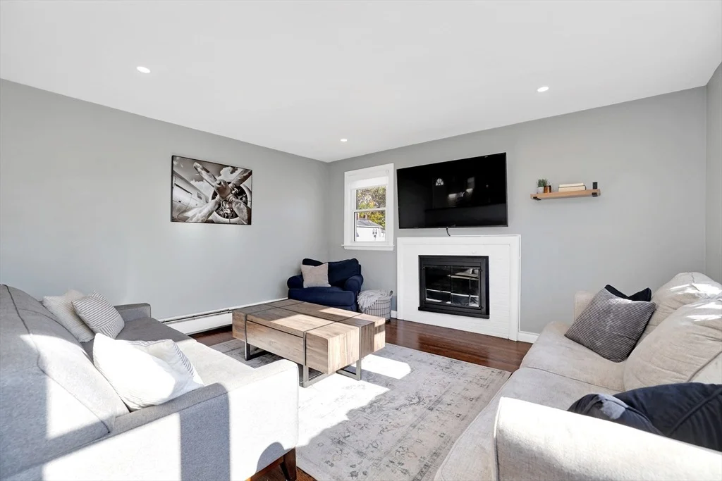Photo of 110 Walnut St