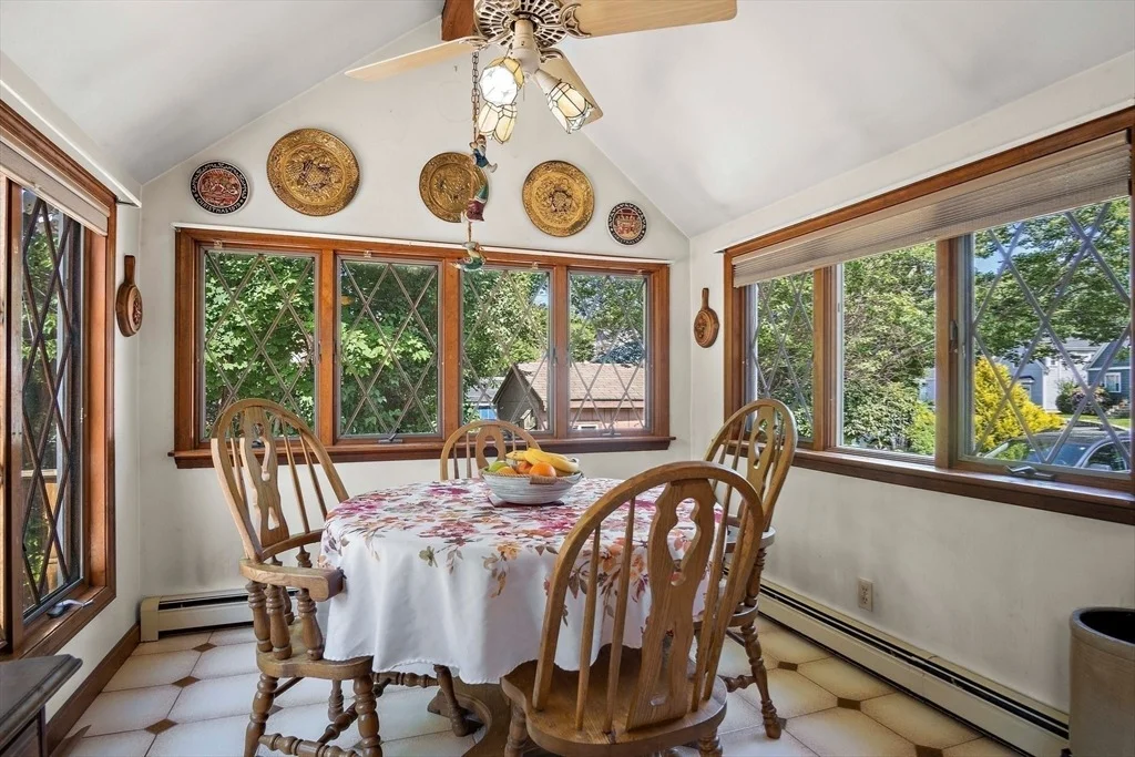 Photo of 4 Merrow Ln