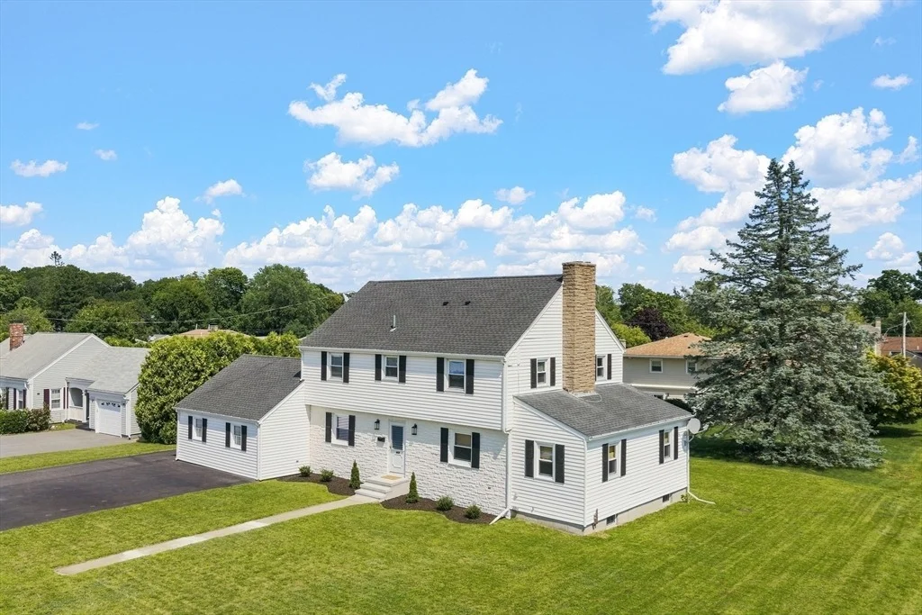 Photo of 807 N Eastern Ave