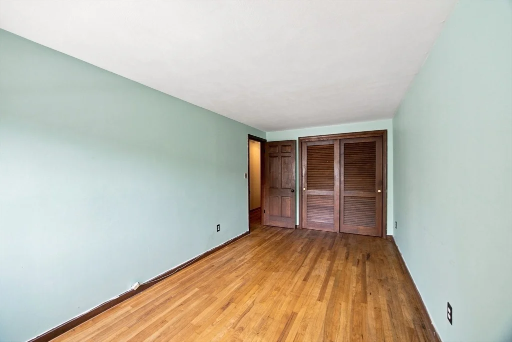 Photo of 28 River Park Dr