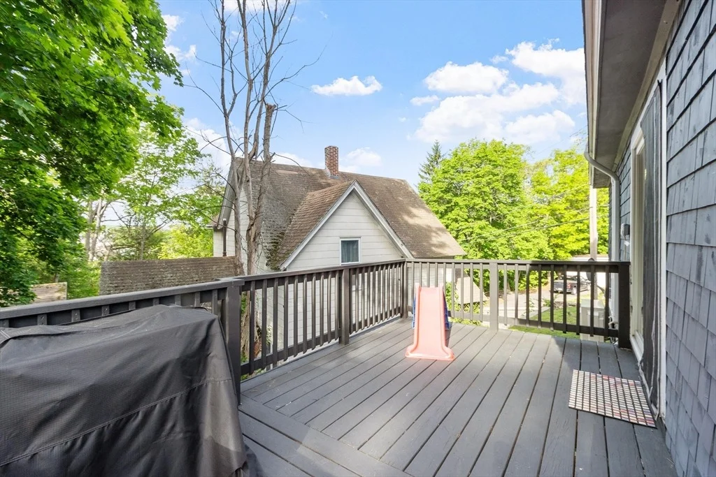Photo of 147 Wallingford Ave