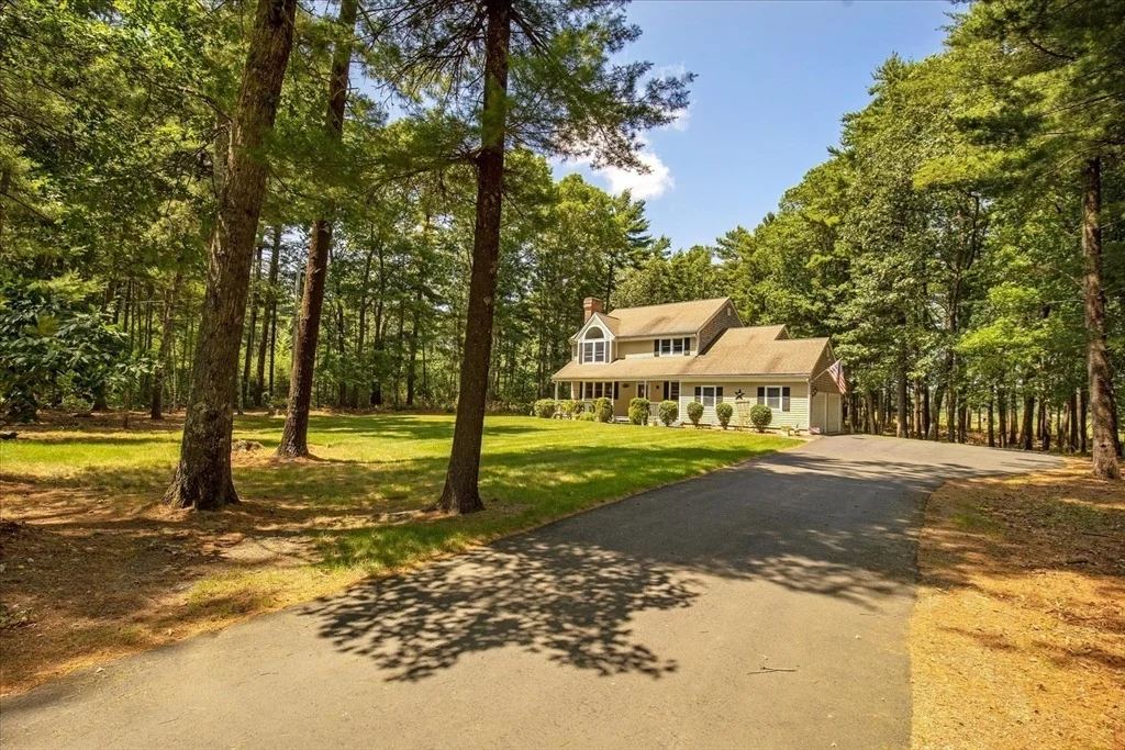 Photo of 290 Mendell Rd