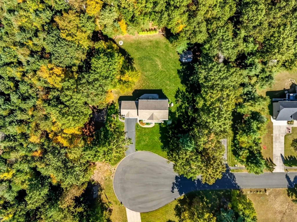 Photo of 20 Great Brook Dr