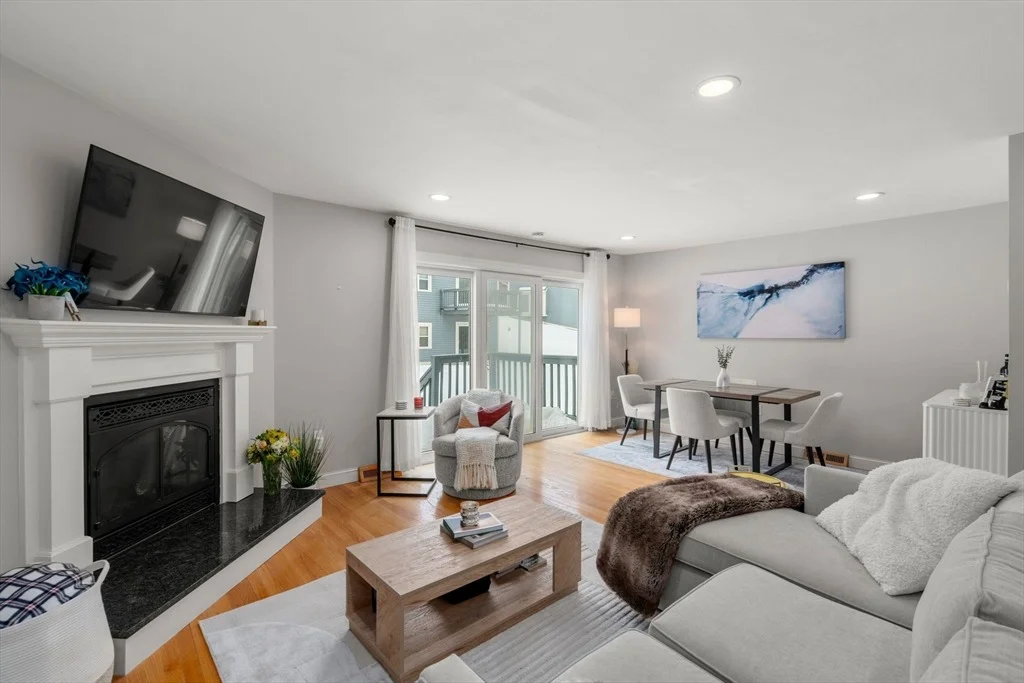 Photo of Unit 21 at 21 Oak Leaf Way