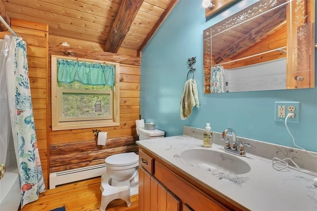 Photo of 41 Woronoco Rd