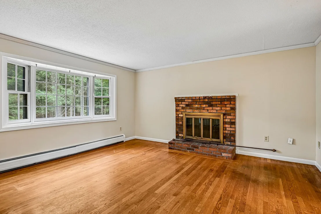 Photo of 35 Davidson Ave