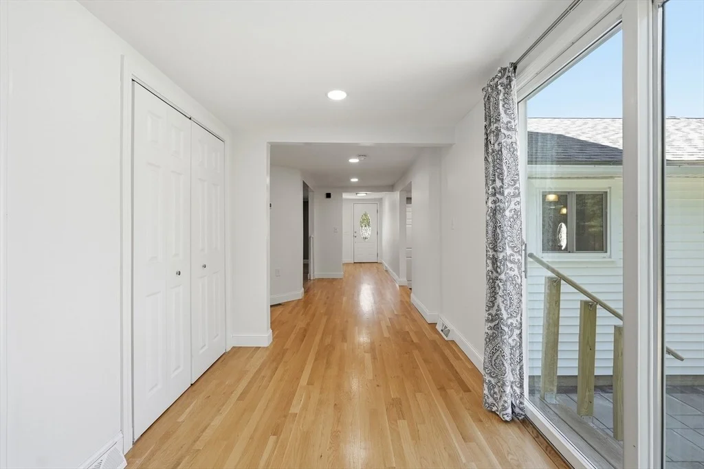 Photo of 9 Pine Dr