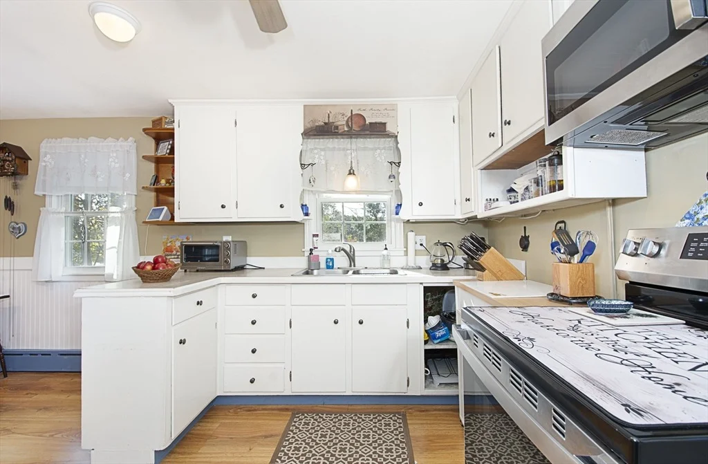 Photo of 9 Orchard Dr