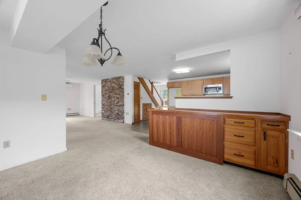 Photo of 418 Massasoit Trail
