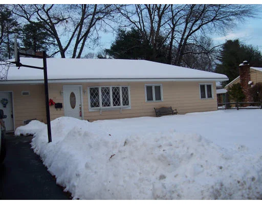Photo of 35 Simpson Dr