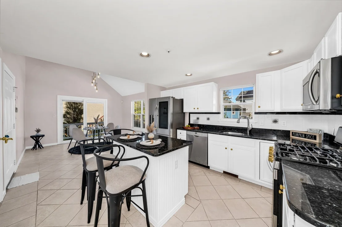 Photo of 51 Bucklin Rd