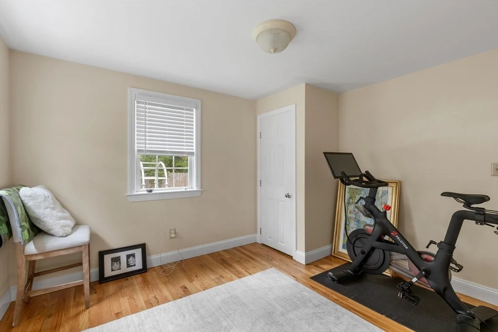 Photo of 195 Knotty Pine Ln