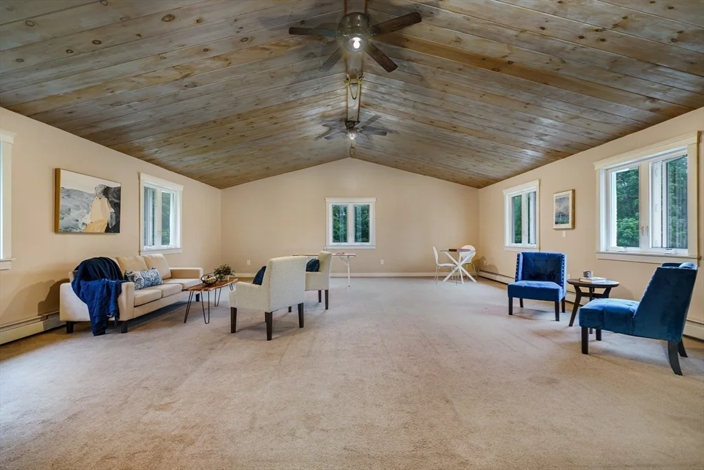 Photo of 102 Overlook Rd