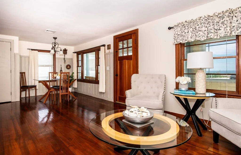 Photo of 51 Freeman Ave