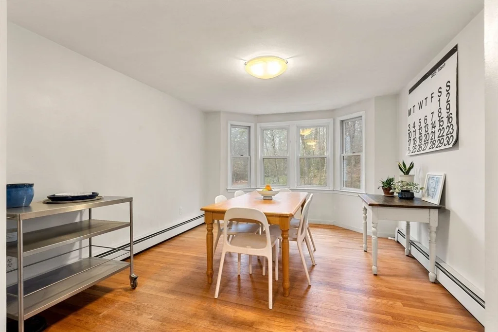 Photo of 192 Warren Rd