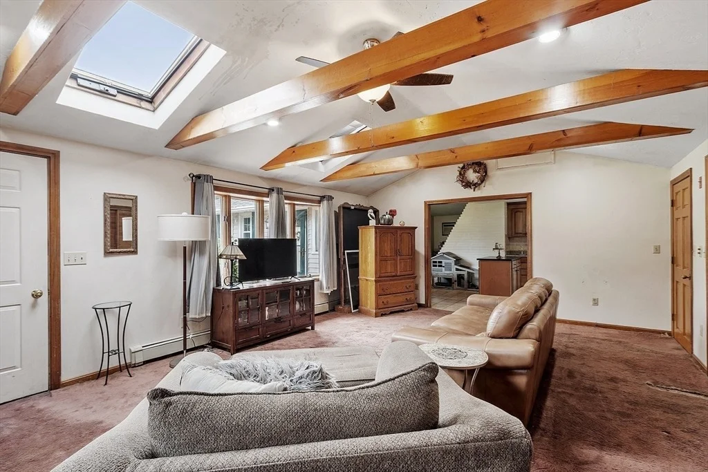 Photo of 115 Richard Rd