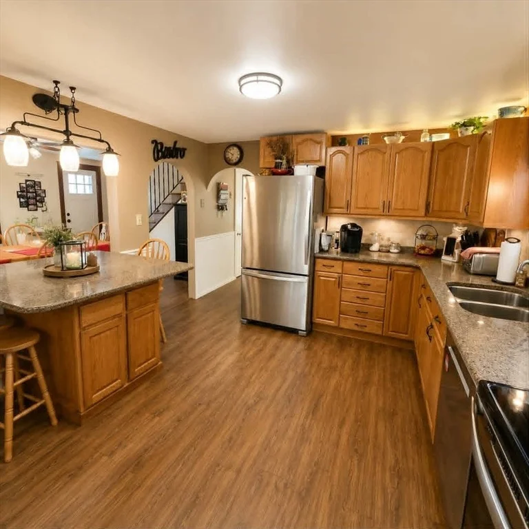 Photo of 18 Hunnewell Rd