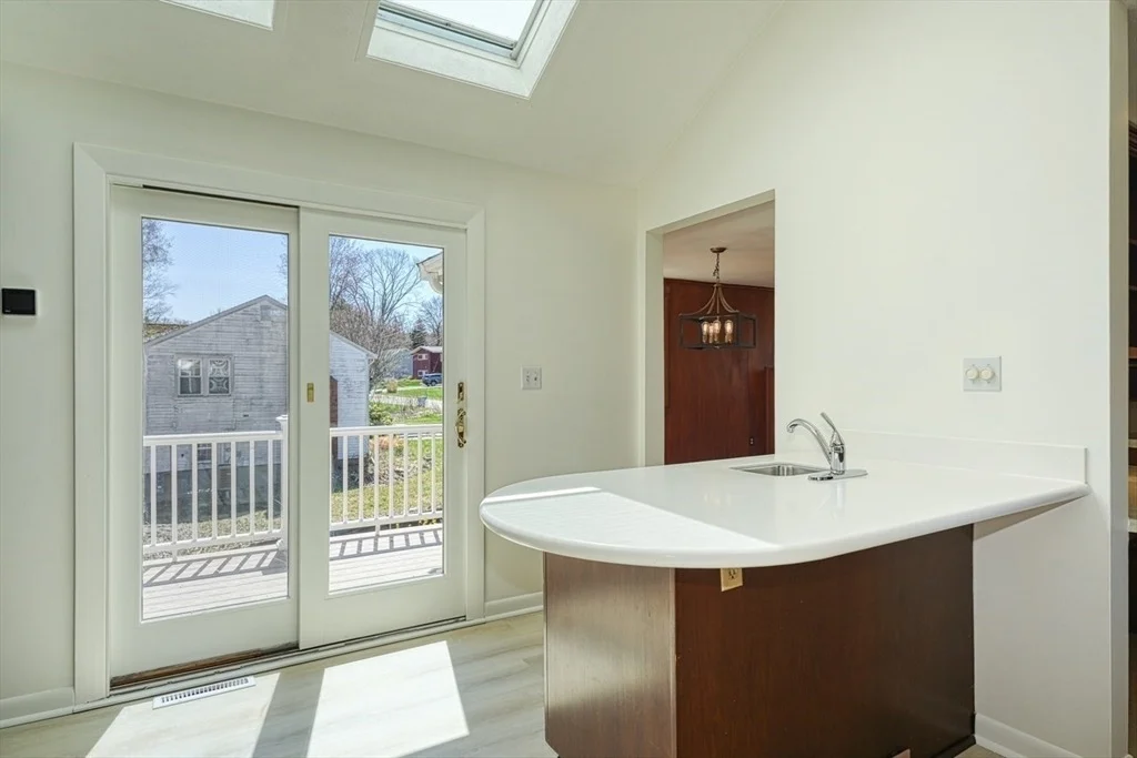 Photo of 48 Pinecrest Rd