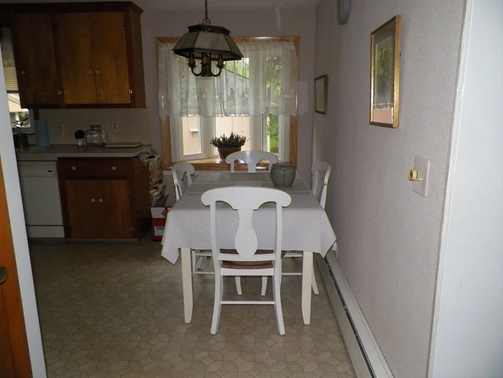 Photo of 7 Maple Ln