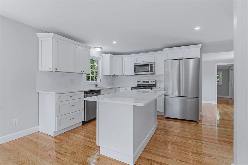 Photo of 95 Circle Dr