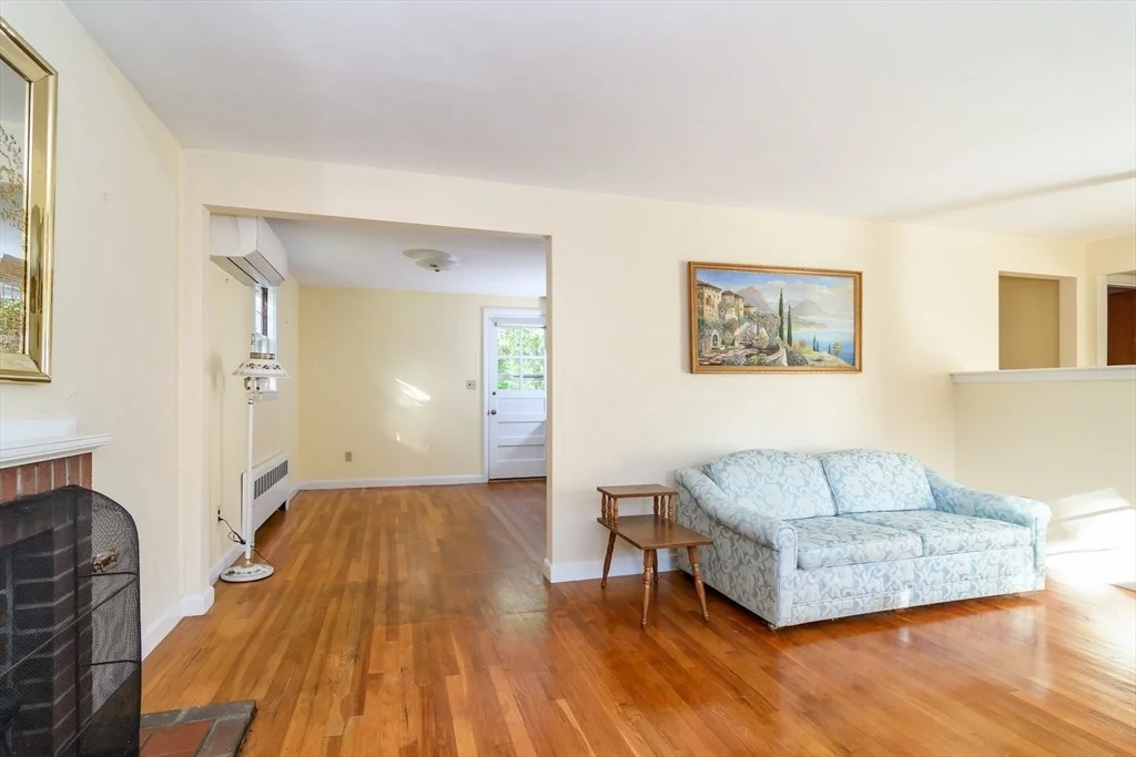Photo of 124 Juniper Drive