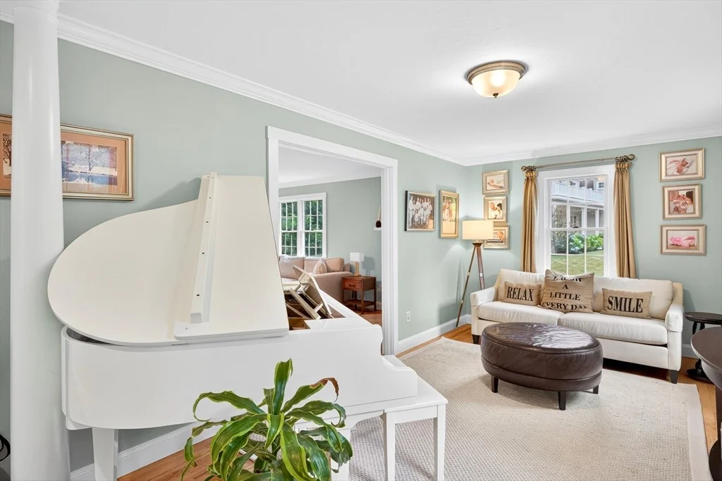 Photo of 41 Lakeview Drive