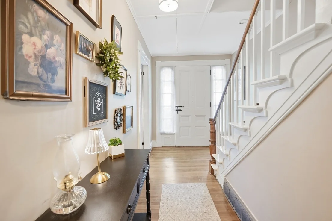 Photo of 84 Maple Street