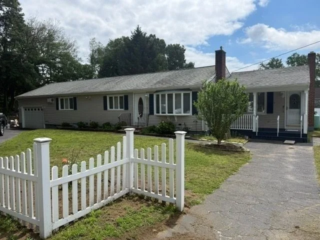 Photo of 93 Golf Ave