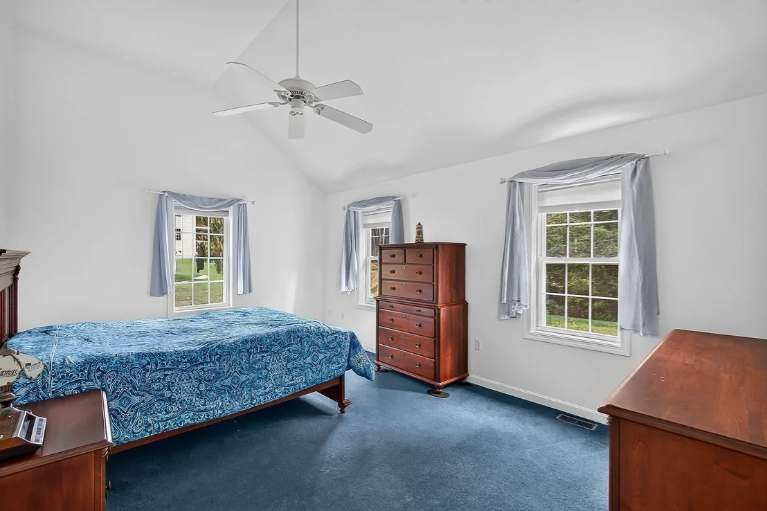 Photo of 112 Saunders St