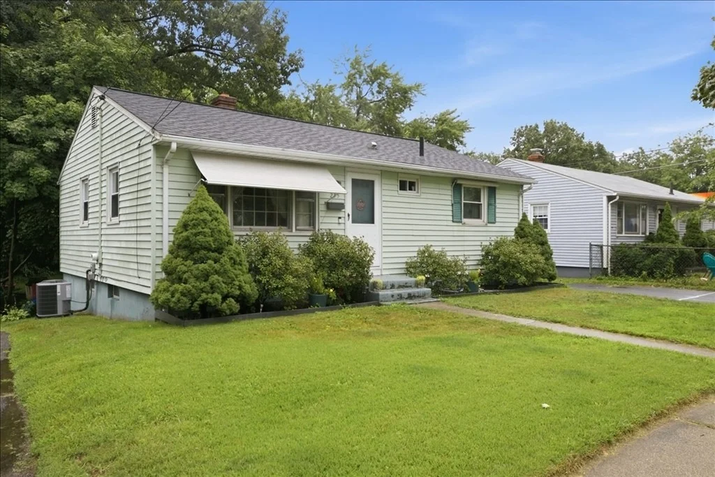 Photo of 235 Pasco Rd