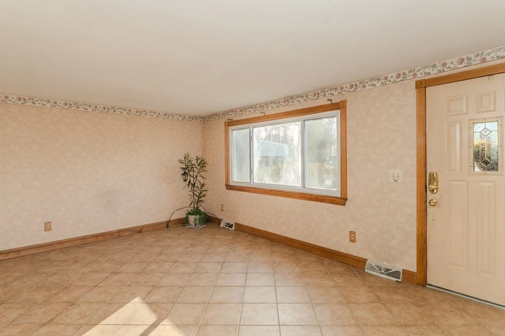 Photo of 50 Drumlin Road